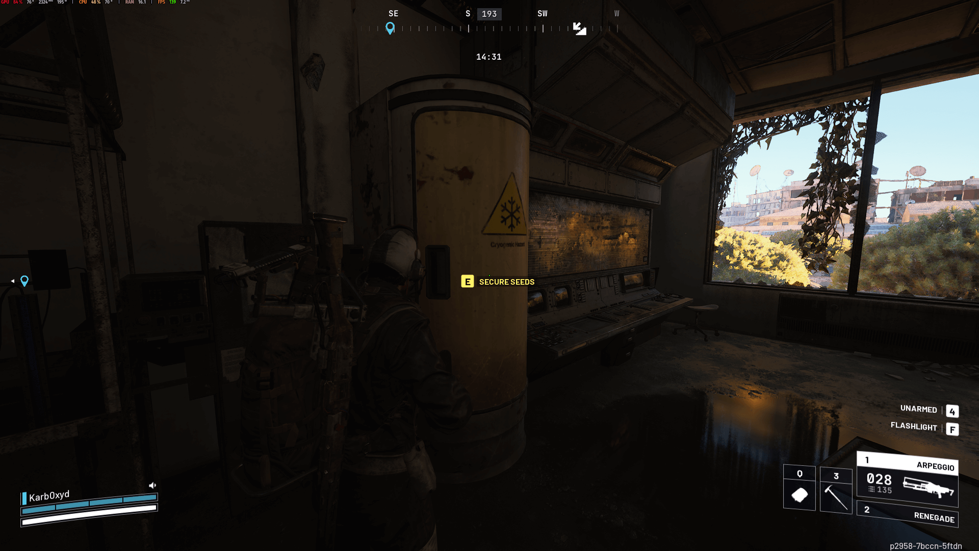 Rum med den store gule container, der indeholder frøene